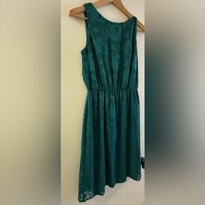 Chic Green Sleeveless Dress